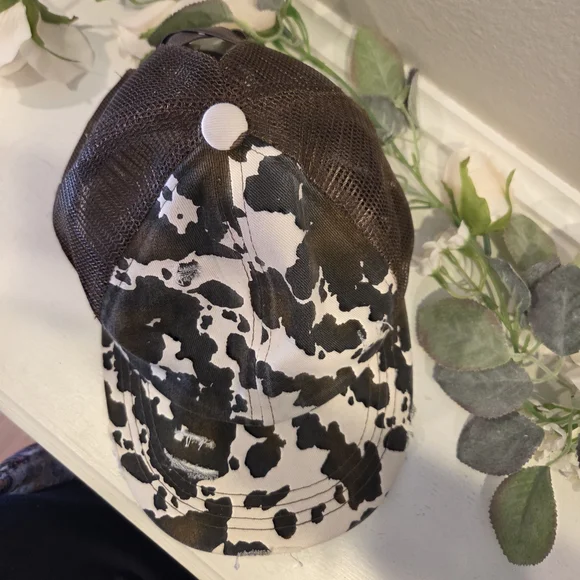 C.C. Womens Distressed Brown Cow Print Trucker Hat Pony Cap - Picture 5 of 9